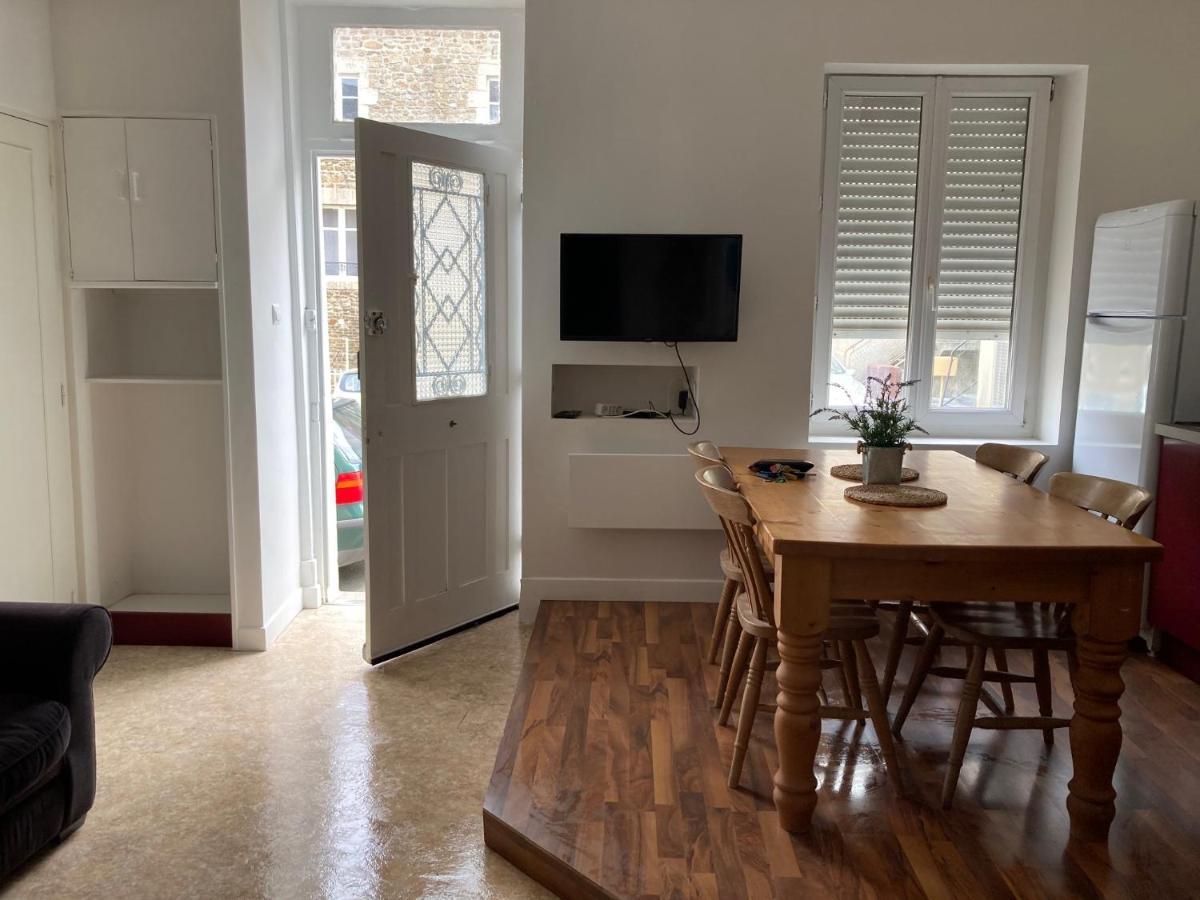 La Petite Maison - Self Catering Pre-en-Pail-Saint-Samson 외부 사진